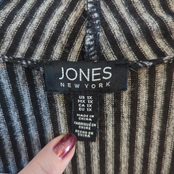 Jones New York Sweater Cardigan Flowy Gray Black Striped Women's Plus Size 1X - Picture 2 of 7